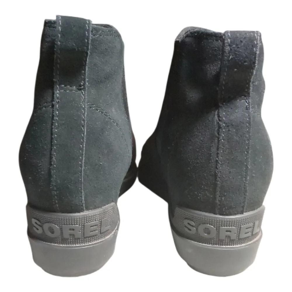 Sorel Boots Evie Chelsea hidden wedges 9.5 womens waterproof pullon